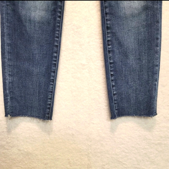 Judy Blue Women's Relaxed Fit Jeans Cropped Dark Wash Stretch Denim - Picture 5 of 14